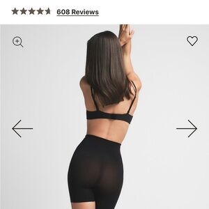 SKIMS Seamless Sculp Mid Thigh Shorts Onyx Color